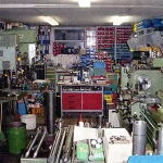 Maschinen in der ersten Werkstatt von Fecht Hydraulik
