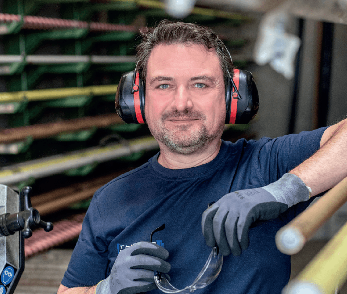 Portrait eines Mitarbeiters von FECHT Hydraulik.